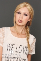 Braid Girl B Lace